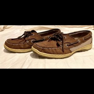 Size 7.5, Highland Creek boat shoes
